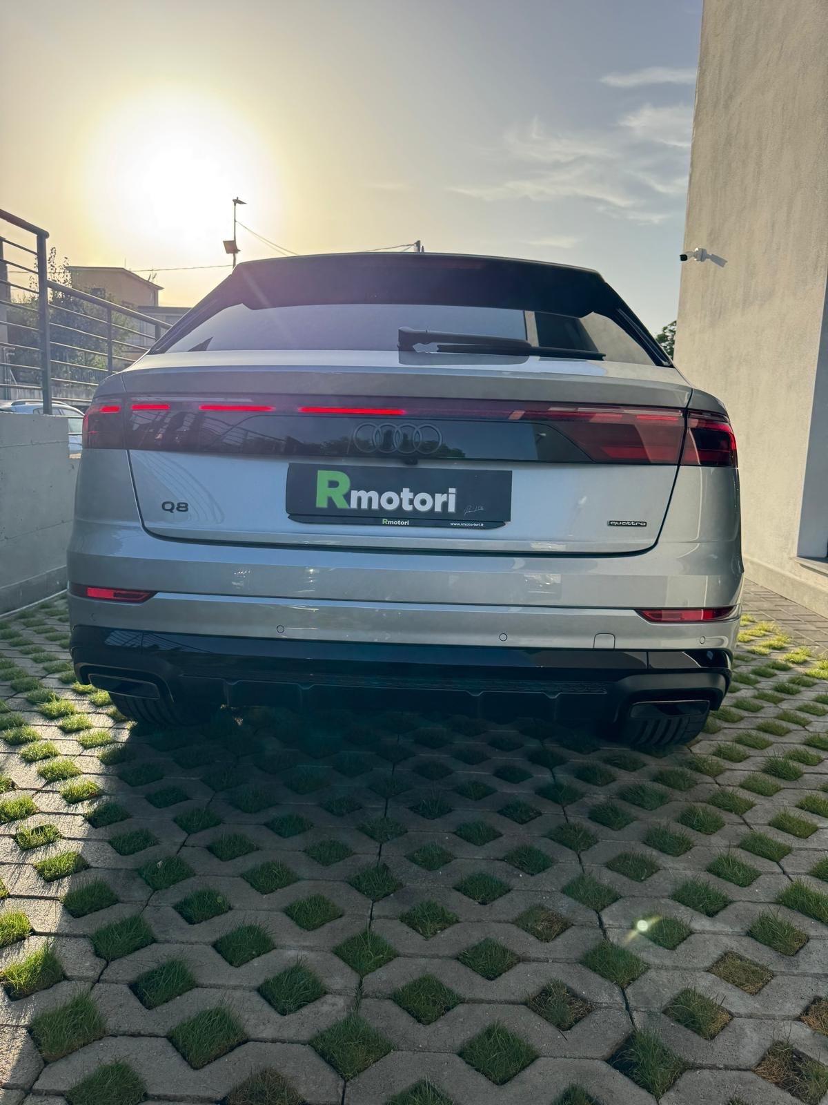 Audi Q8 SUV 45 TDI quattro tiptronic S line edition