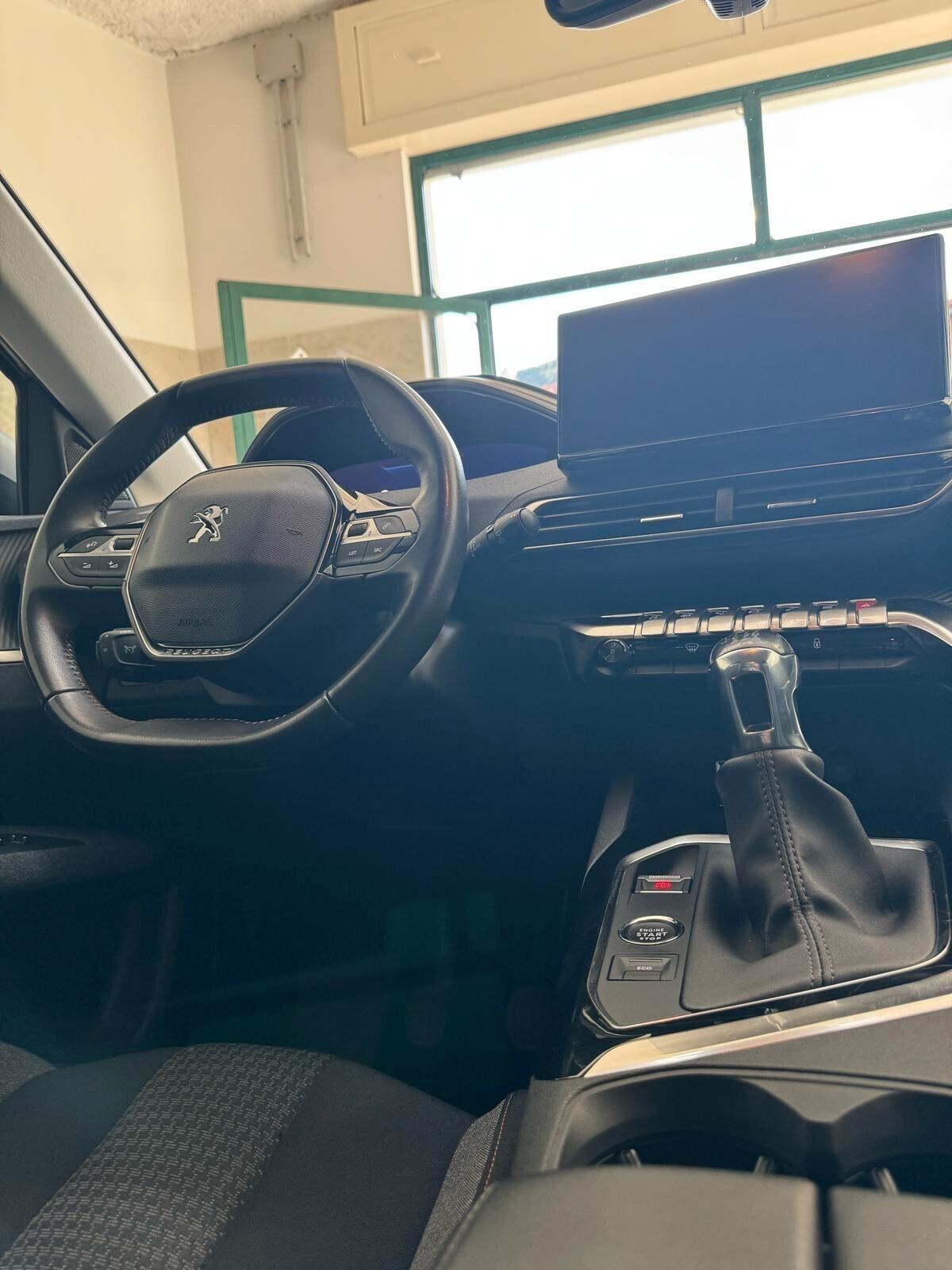Peugeot 3008 BlueHDi 130 S&S Active