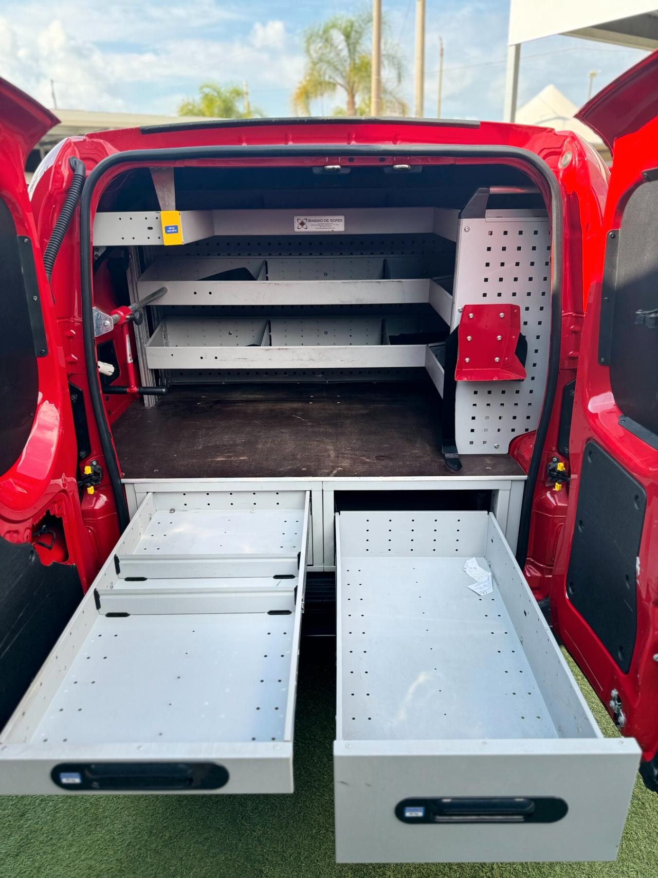 Fiat Fiorino 1.3 MJT 95CV Cargo Adventure