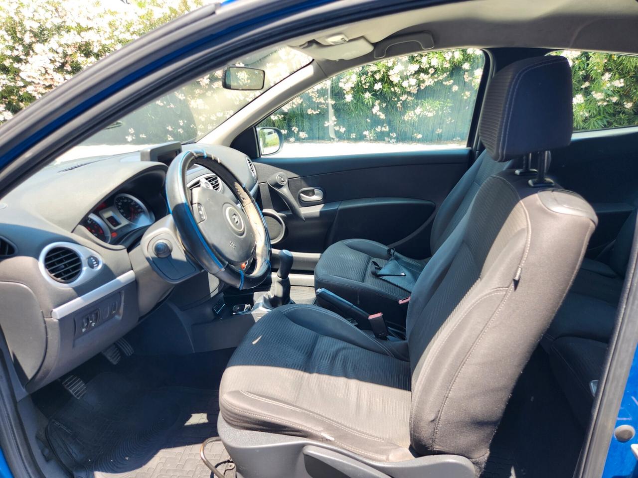 Renault Clio 1.2 16V 3 porte Dynamique