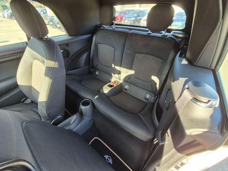 MINI Mini Cabrio 1.5 Cooper D Boost