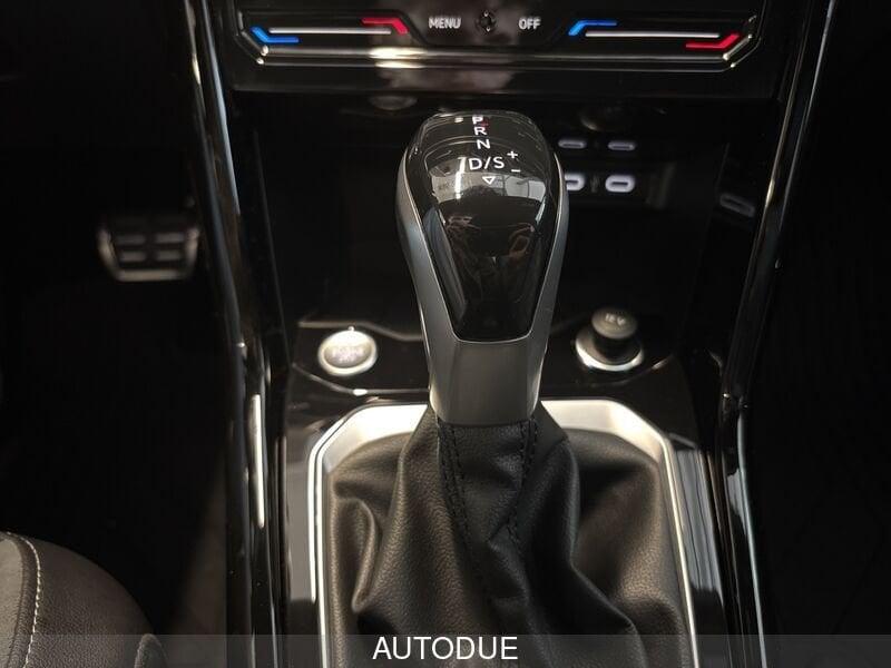 Volkswagen T-Roc 1.5 TSI ACT R-LINE DSG 150 CV