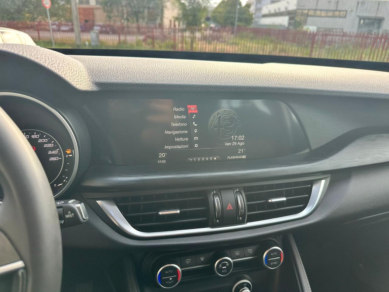 Alfa Romeo Stelvio 2.2 Turbodiesel 210 CV AT8 Q4 Business