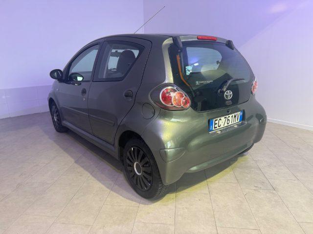 TOYOTA Aygo 1.0 12V VVT-i 5 porte Sol Red Edition