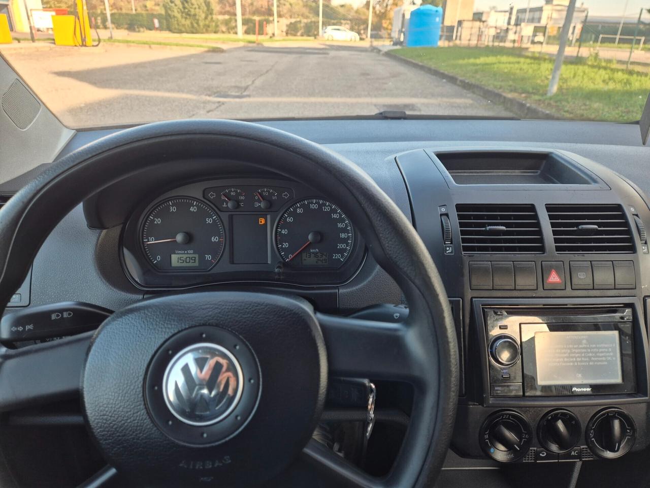 Volkswagen Polo 1.4/75CV 16V 5p. Comfortline