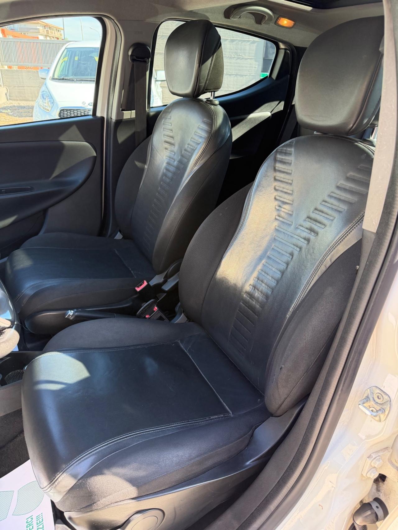 Lancia Ypsilon 1.3 MJT Tetto Apribile 16V 95 CV 5 porte S&S Platinum