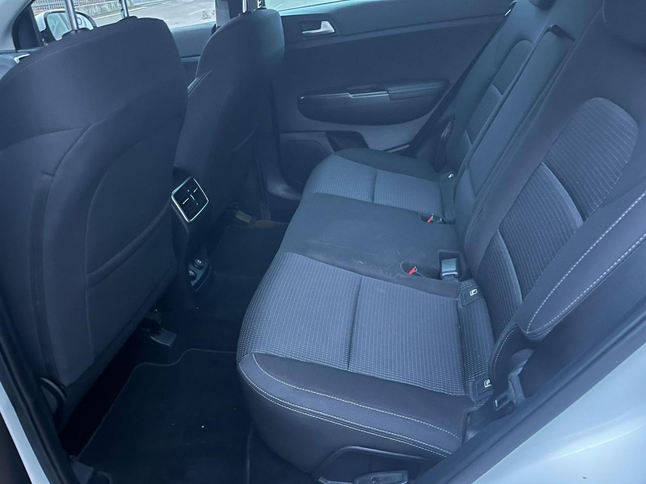 Kia Sportage 1.6CRDI 2019 125.000km autocarro 5posti perfetta