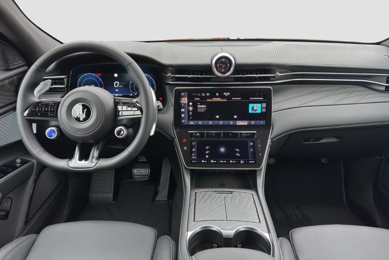 Maserati Grecale MHEV 300 CV AWD - Possibilità noleggio no Scoring