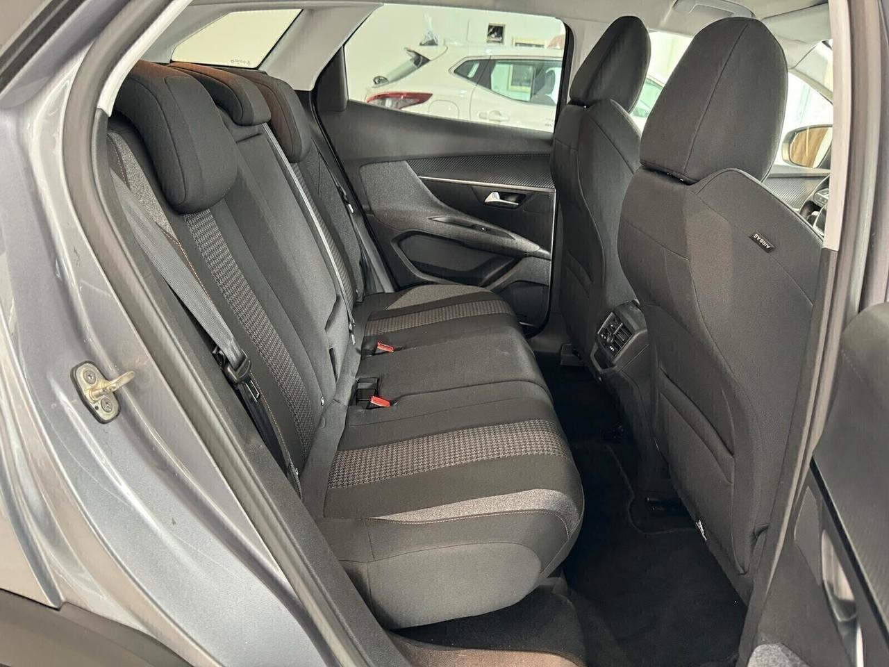 Peugeot 3008 BlueHDi 130 S&S Allure