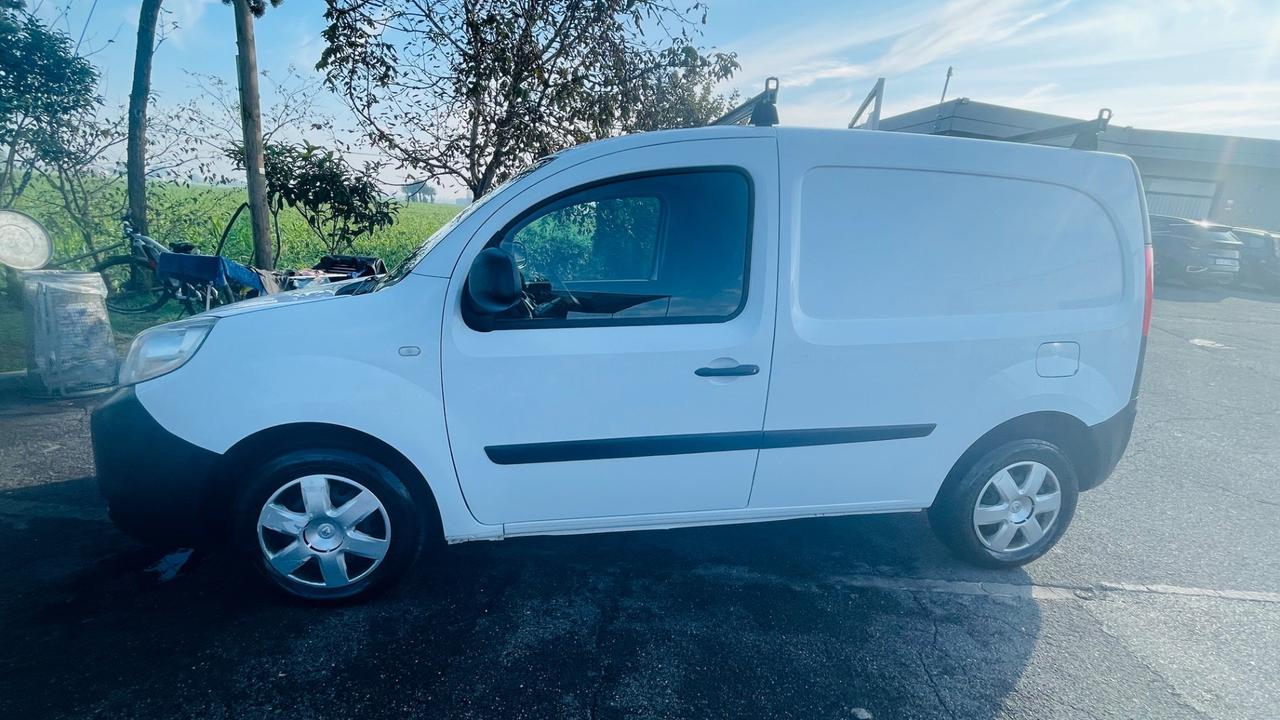 Renault Kangoo 1.5 dCi 75CV F.AP. 4p. Express