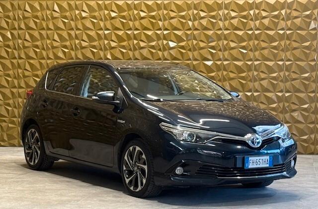 Toyota Auris 1.8 Hybrid Business