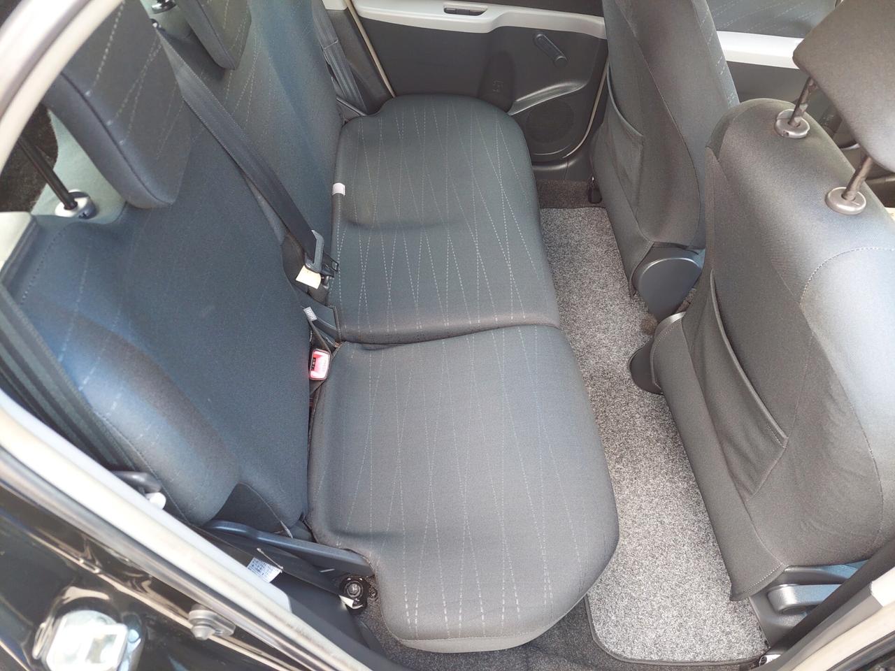 Toyota Yaris 1.4 D-4D 5 porte Sol PERFETTA