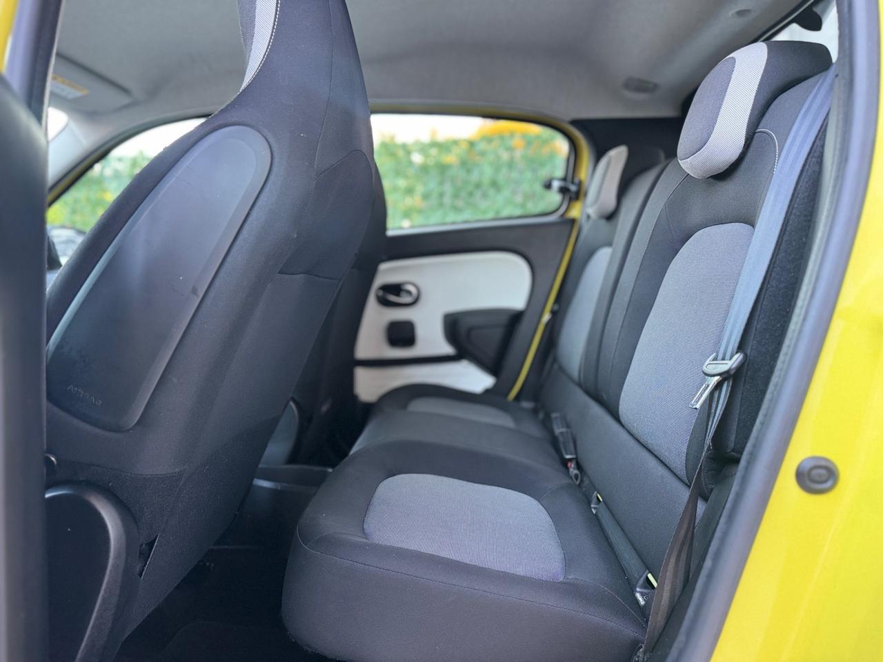 Renault Twingo TCe 90 CV EDC Intens