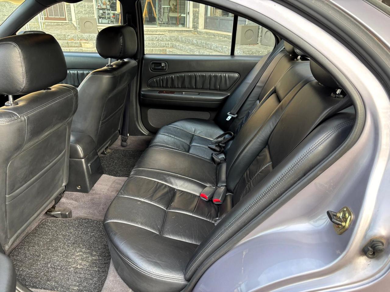 Nissan Maxima QX 2.0i V6 24V cat ASI e CRS