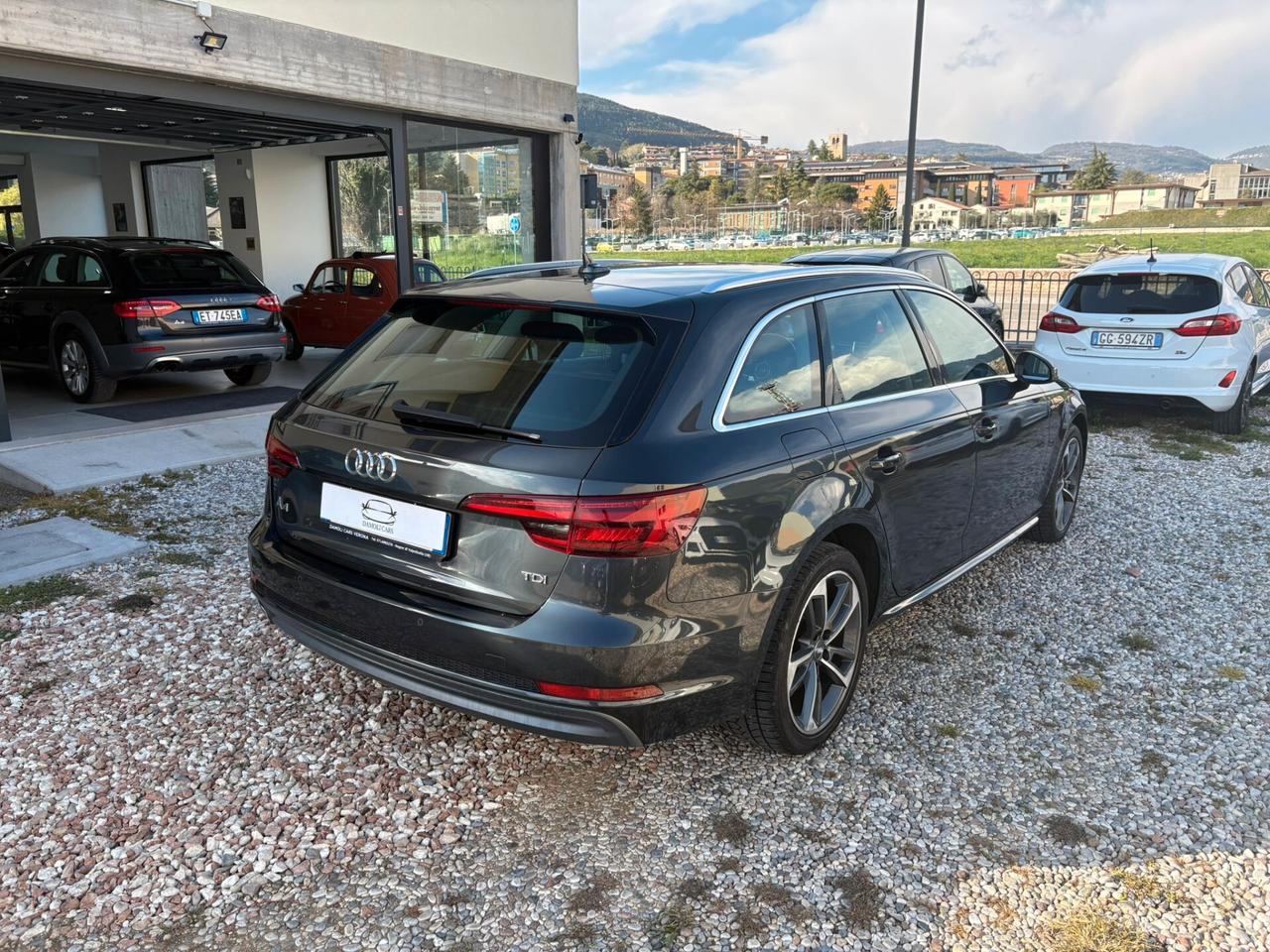 Audi A4 Avant 2.0 TDI 122 CV S tronic