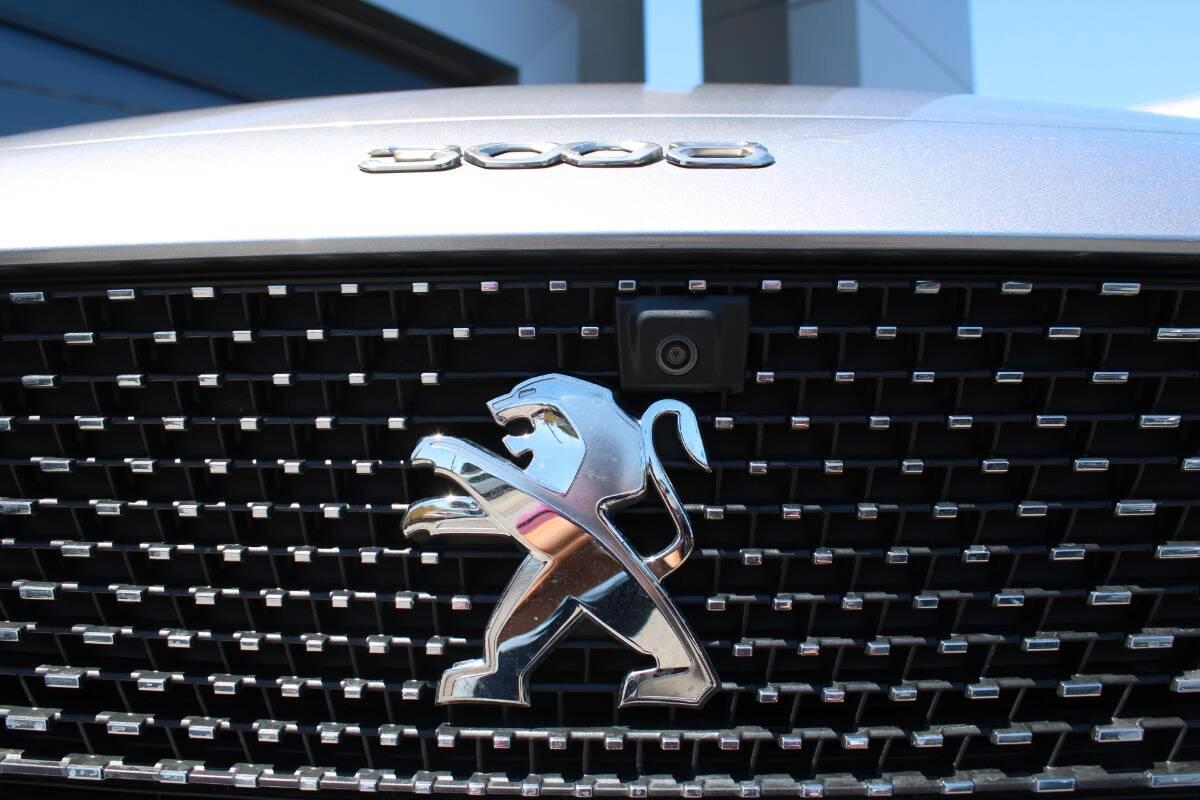 Peugeot 3008 II 1.5 bluehdi GT s&s 130cv AUTO con CarPlay