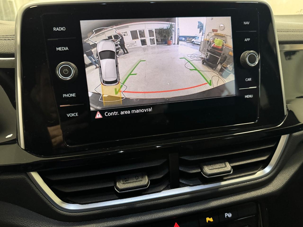 Volkswagen T-Roc 1.5 tsi R-Line / NO VINCOLI / Full Opt.