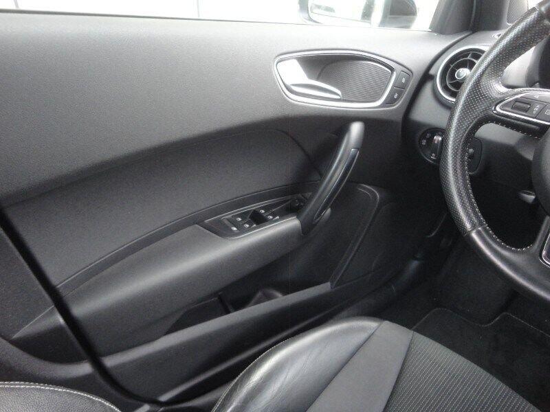 Audi A1 A1 SPB 1.6 TDI 105 CV Ambition