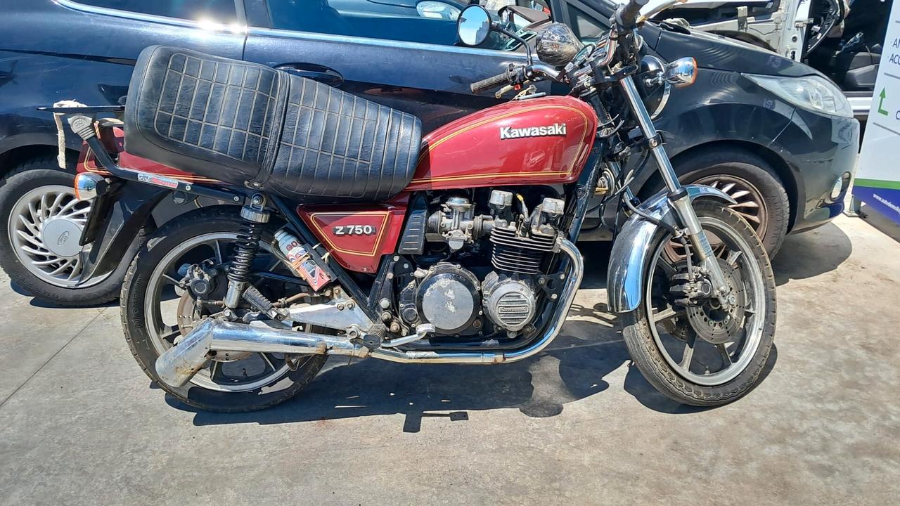 Kawasaki Z 750 (1976 - 83) per ricambi