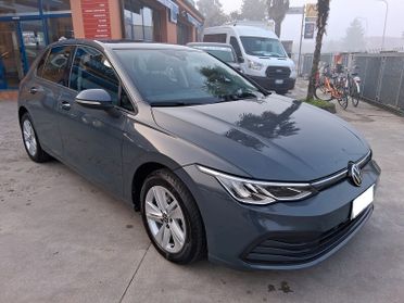 Volkswagen Golf 1.0 eTSI EVO DSG Life