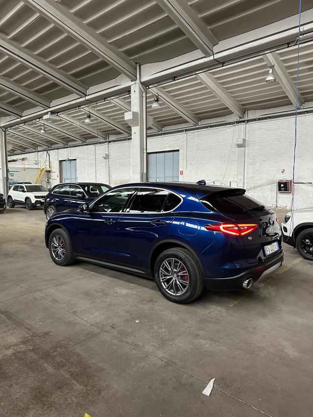 ALFA ROMEO Stelvio 2.0 Turbo 200 CV AT8 Q4 Super