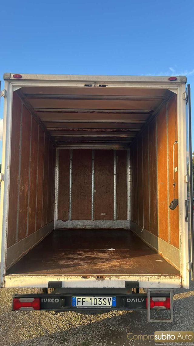 IVECO Daily 33S11A8V 2.3d + IVA 22%