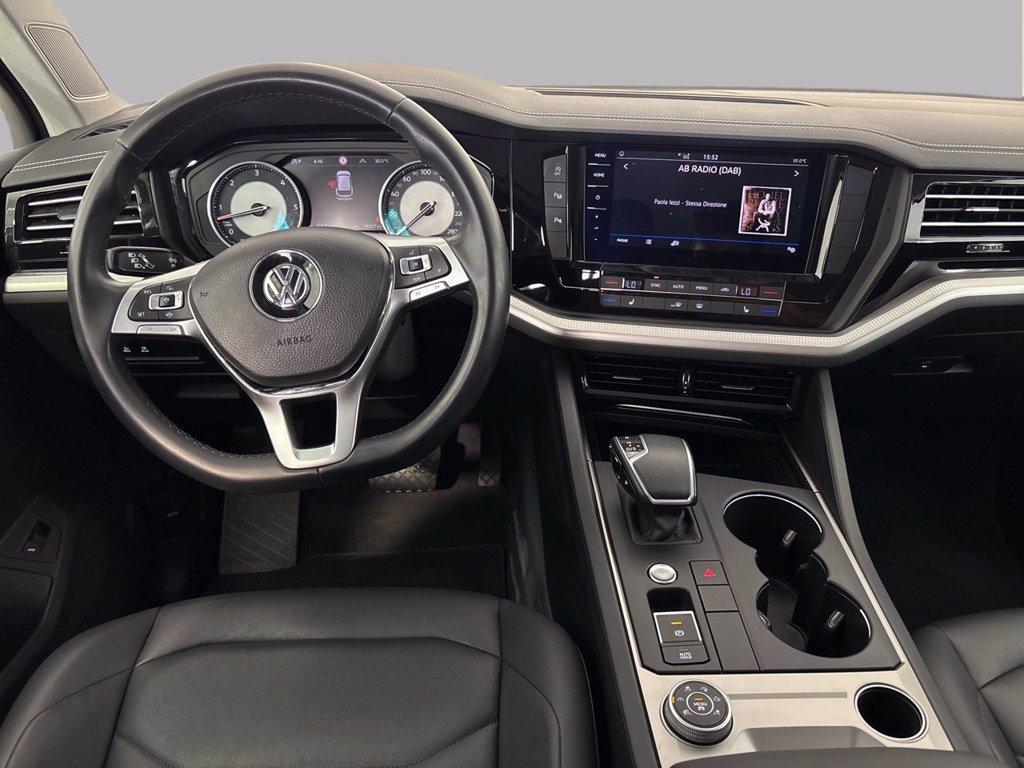 VOLKSWAGEN Touareg 3.0 v6 tdi advanced 231cv tiptronic del 2019