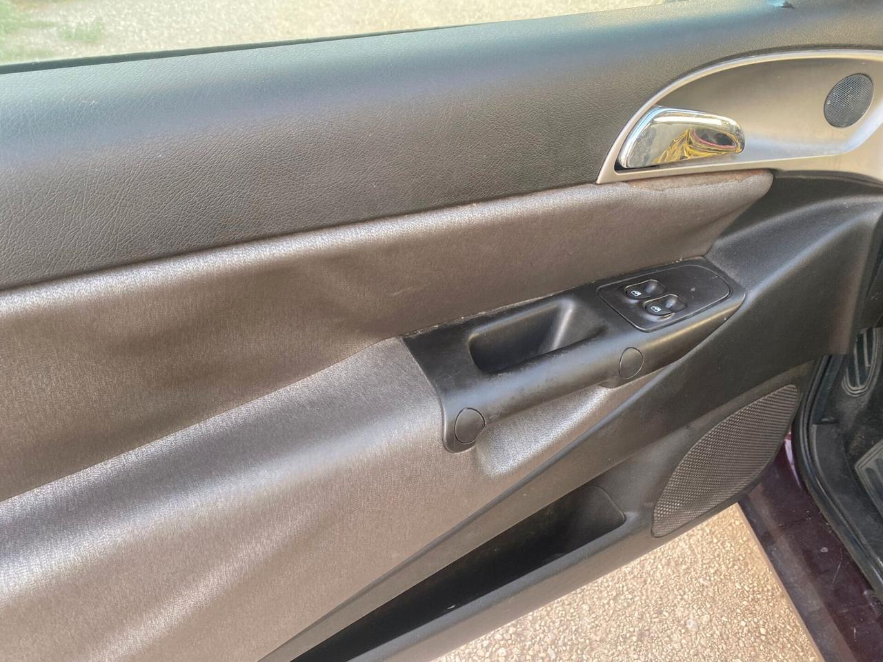 Lancia Ypsilon 1.2 Argento