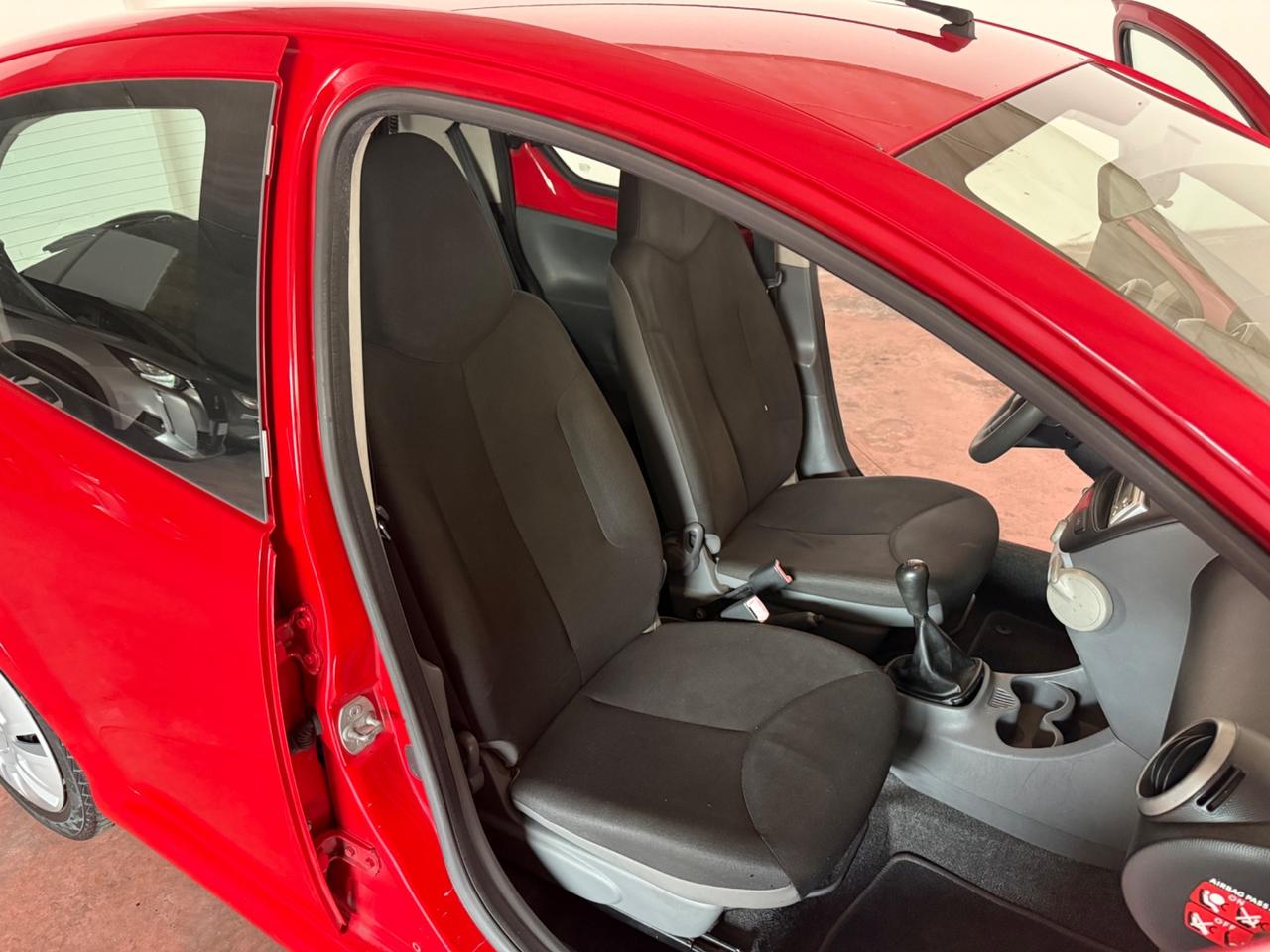 Toyota Aygo 1.0 12V VVT-i 5 porte Now