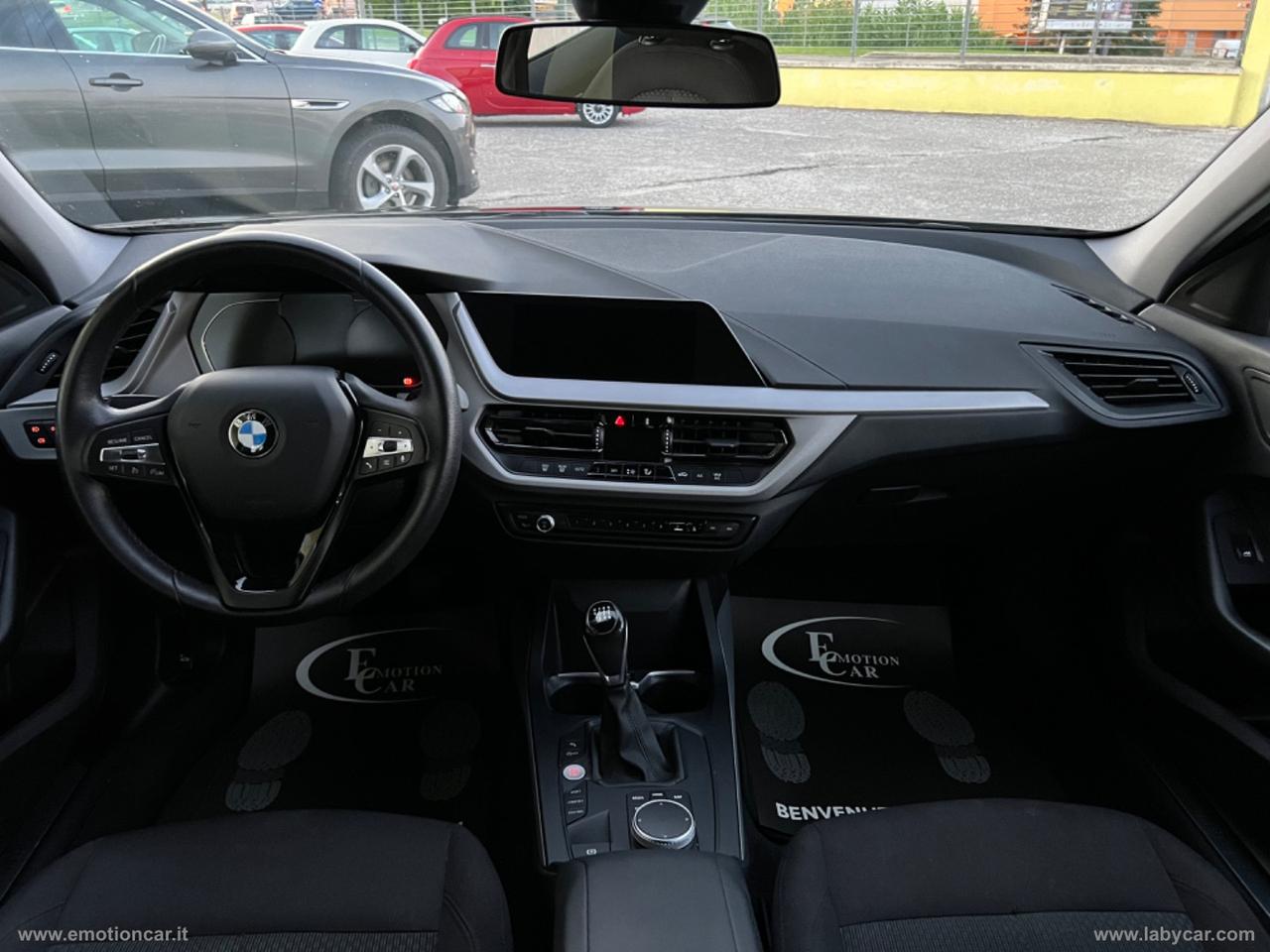 BMW 116d 5p. Advantage - 2020