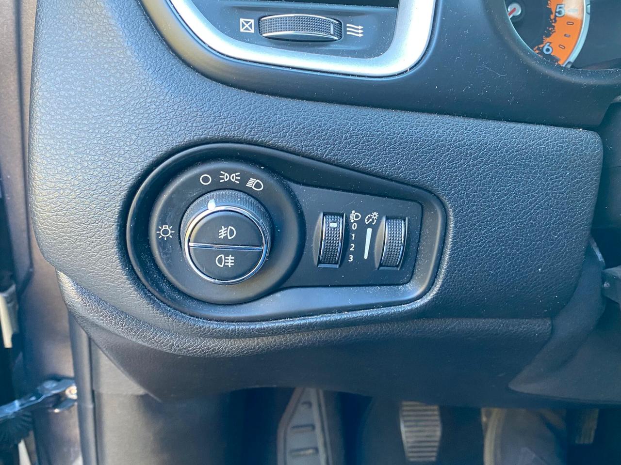 Jeep Renegade 1.6 Mjt 120 CV Limited Pack, Tetto Aprib. + Ruota scorta in lega