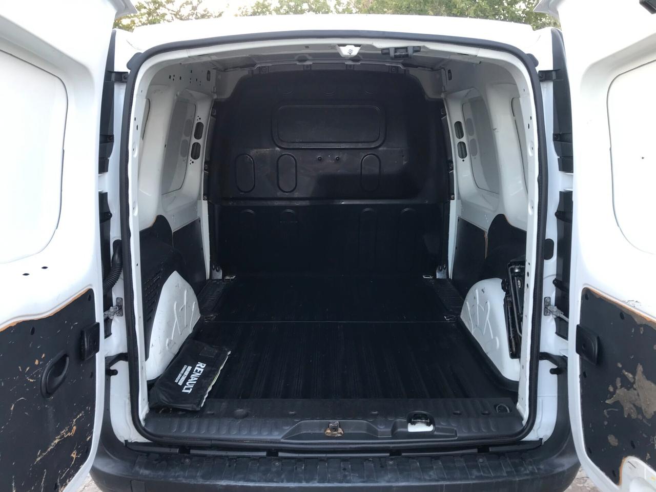 Renault Kangoo 1.5 DCI 75 CV