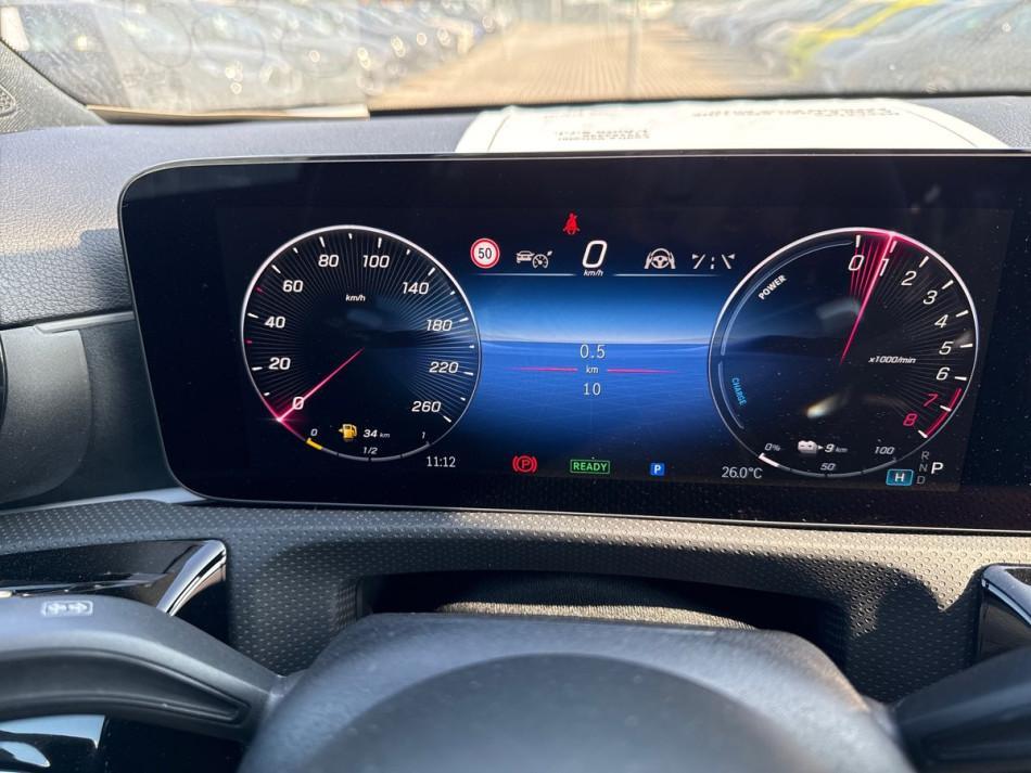 Mercedes Classe A 250 250 e Plug-In-Hybrid Premium Plus AMG Line Speedshift DCT AMG 8G