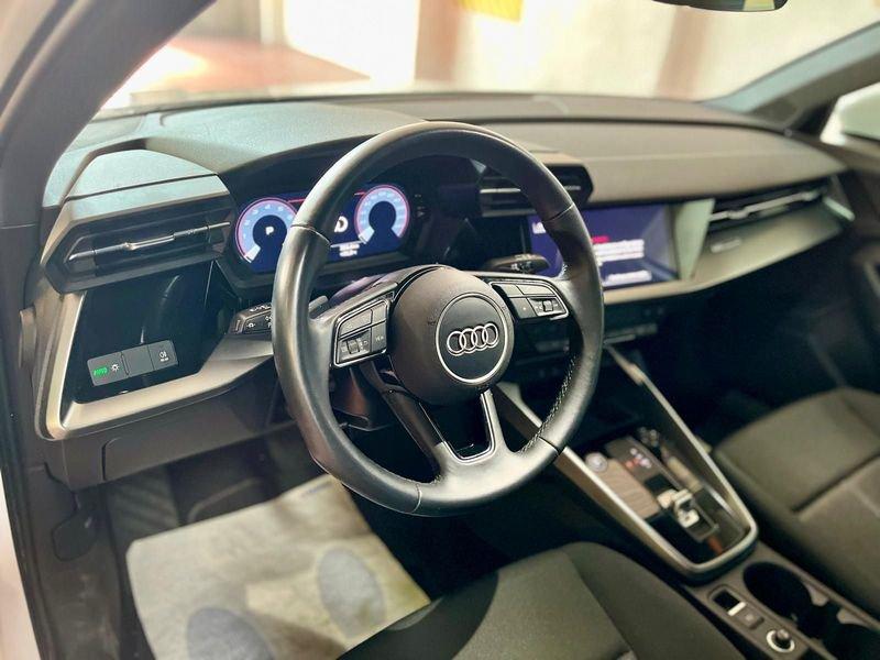 Audi A3 SPB 30 g-tron S tronic Business Advanced