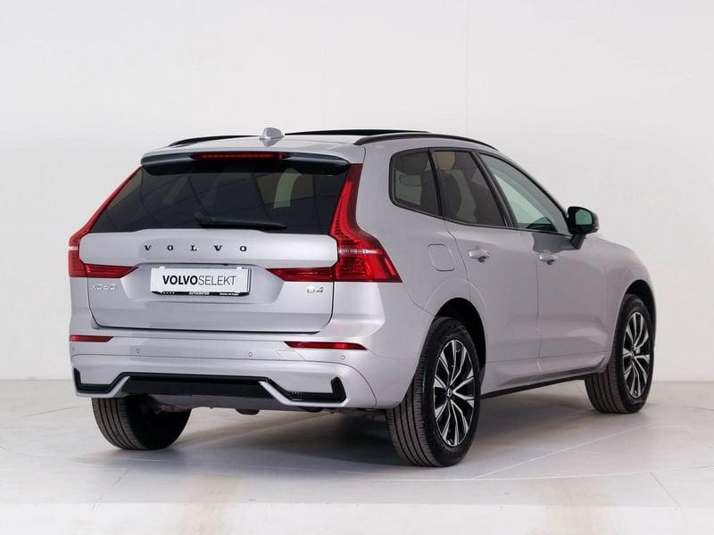 Volvo XC60 B4 automatico Plus Dark