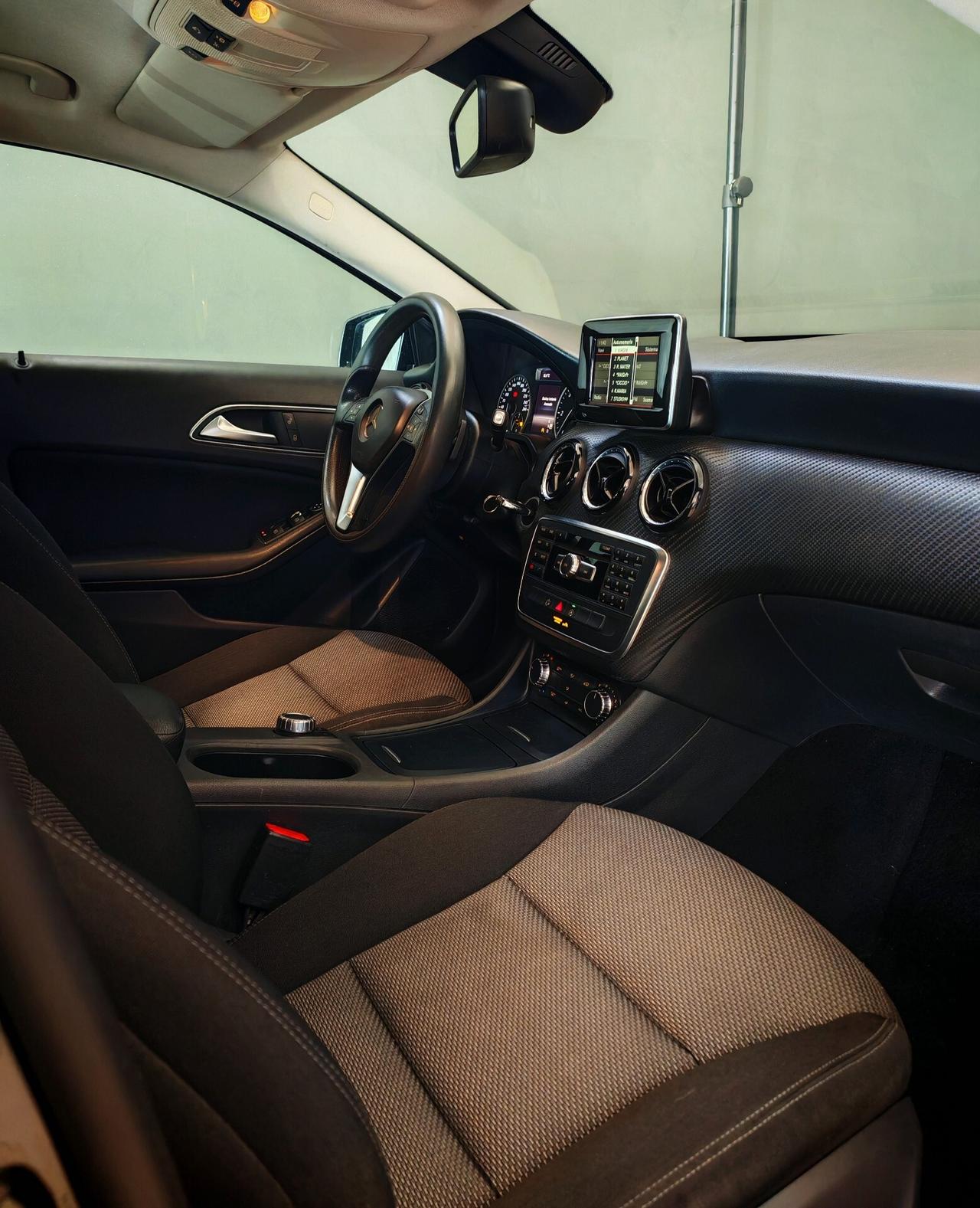 Mercedes-benz GLA 180 GLA 180 CDI Automatic Premium