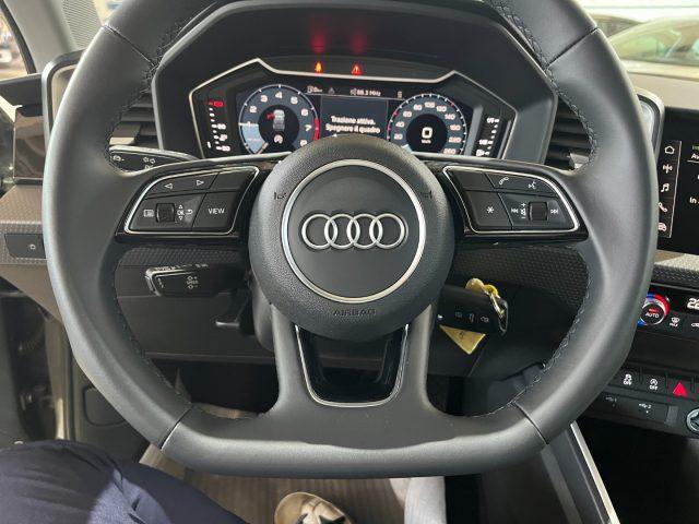 AUDI A1 SPB 30 TFSI 116 CV Identity Black S line "17 Sline