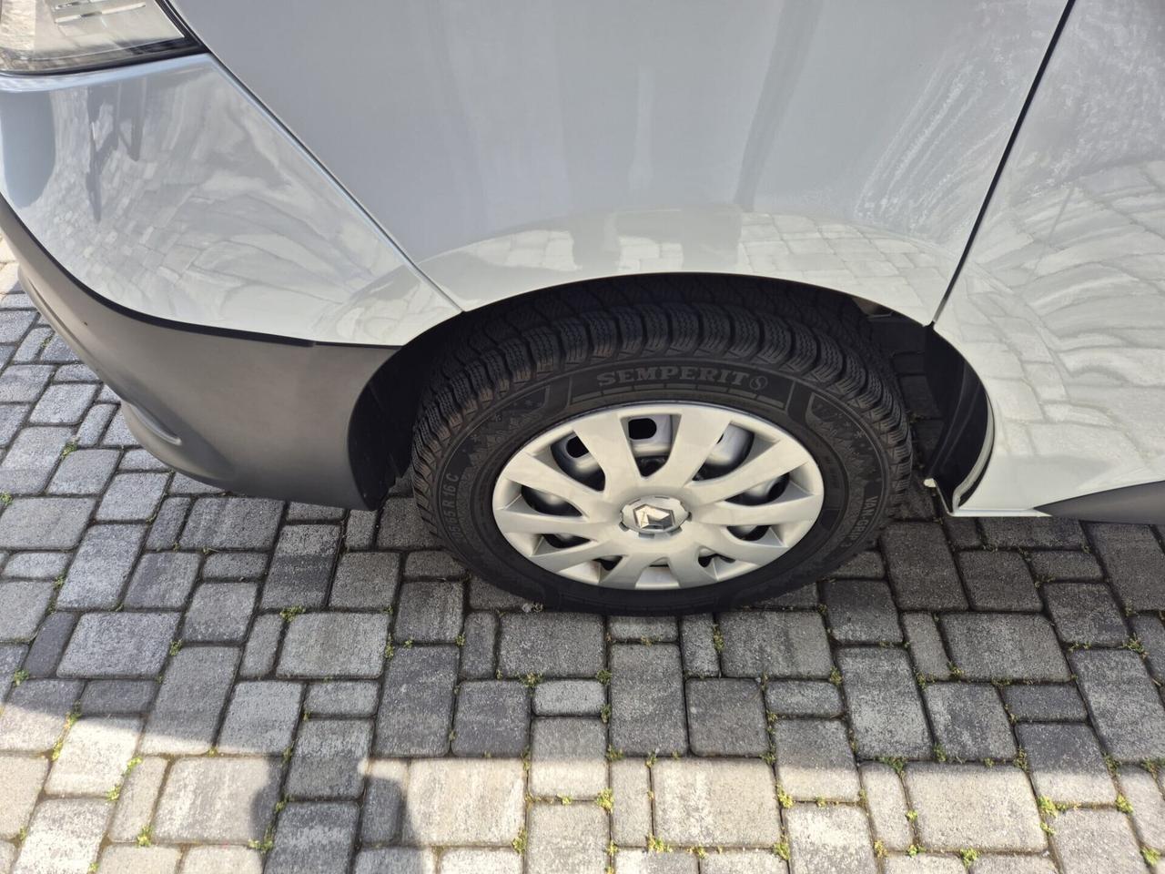 Renault Trafic EXPRESSION DCI 120CV - 9 POSTI - GA
