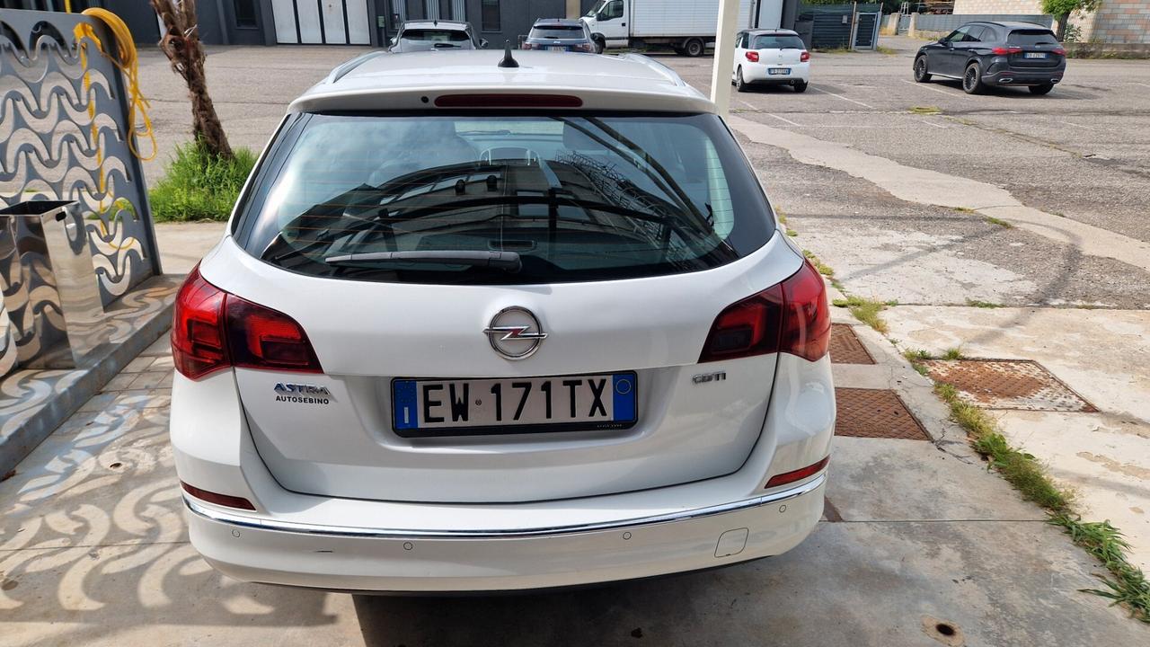 Opel Astra 1.6 CDTI 136CV EcoFLEX S&S Sports Tourer Cosmo