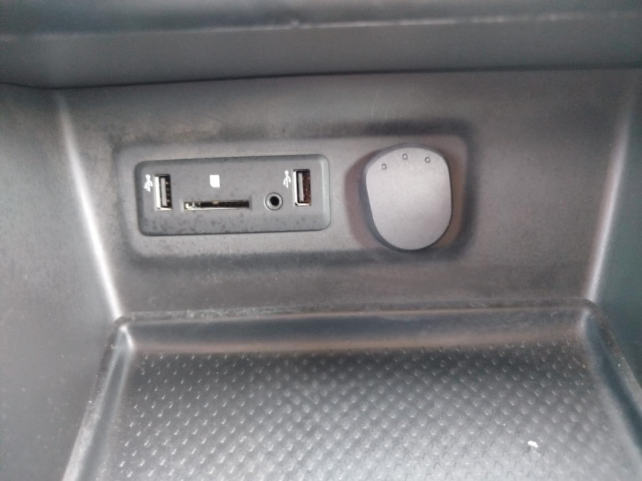 MEGANE 1.5dci-110cv *DISTRIBUZIONE FATTA* TAGLIANDI CERTIFICATI- GARANZIA 12 MESI