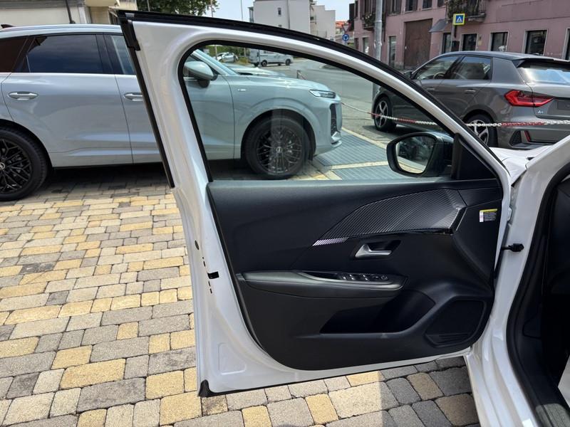 Peugeot 208 1.2 puretech Allure s&s 100cv LED-APP CONNECT-16"