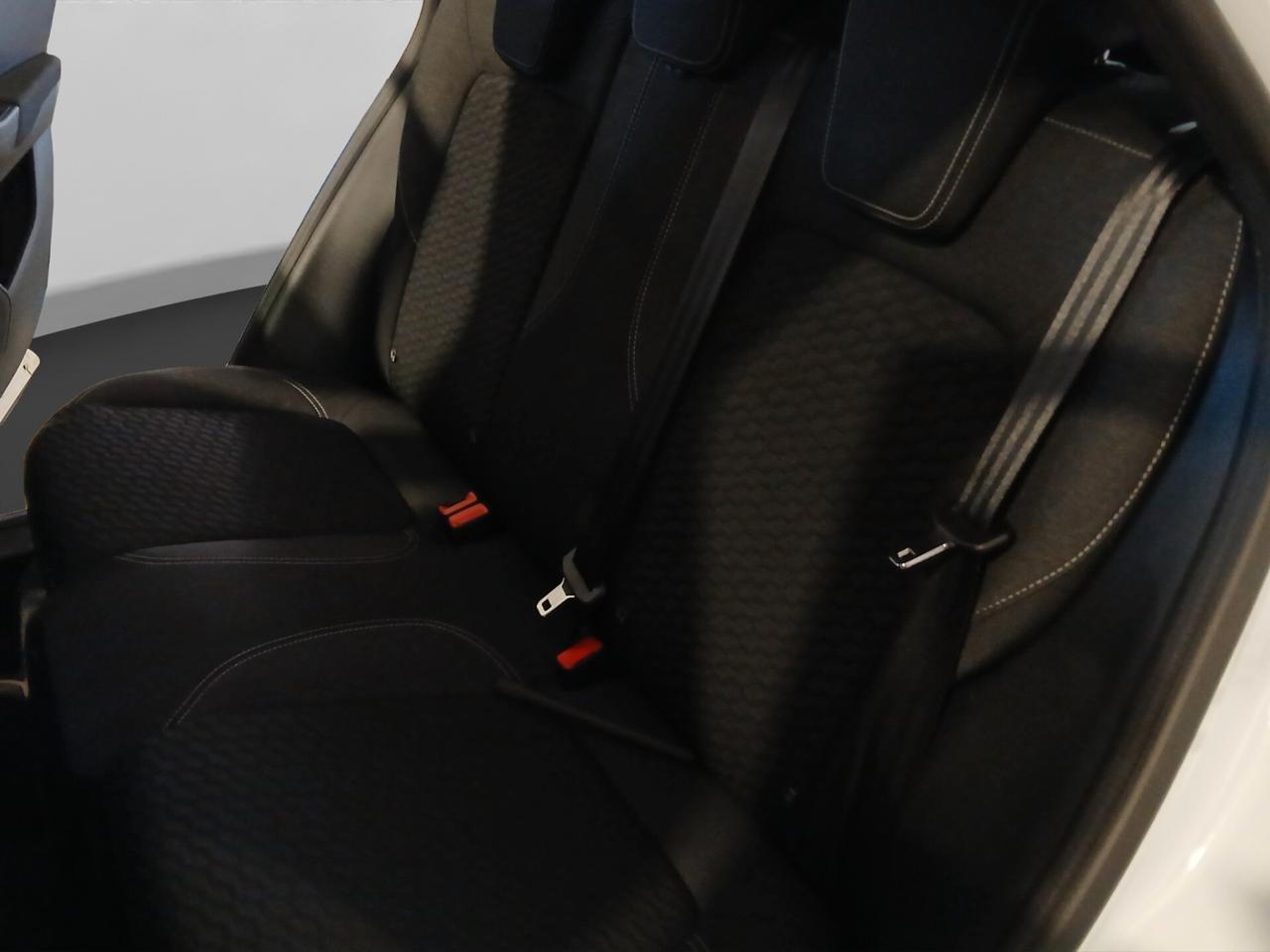 Ford Puma 1.0 EcoBoost Hybrid 125 CV S&S Titanium