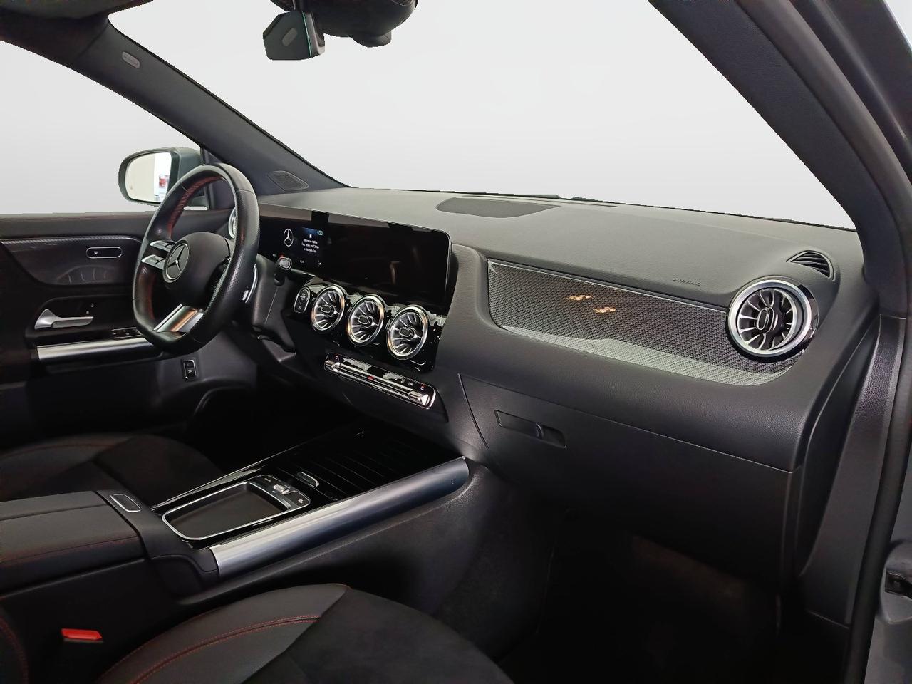 Mercedes-Benz GLA-H247 2023 - GLA 200 d AMG Line Premium 4matic auto