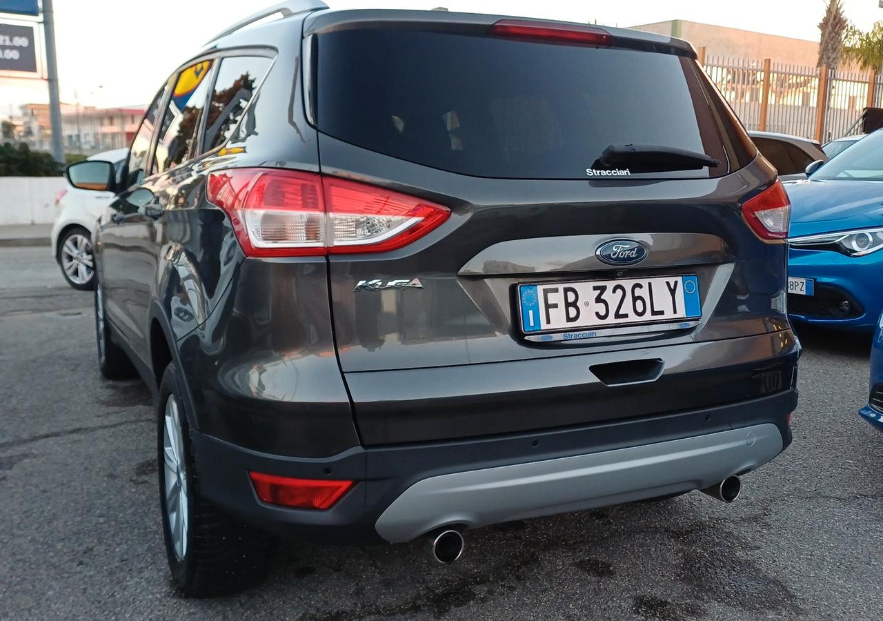 Ford Kuga 2.0 TDCI 120 CV S&S 2WD Titanium