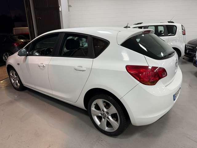 Opel Astra Astra IV 2010 5p 1.7 cdti Cosmo 110cv
