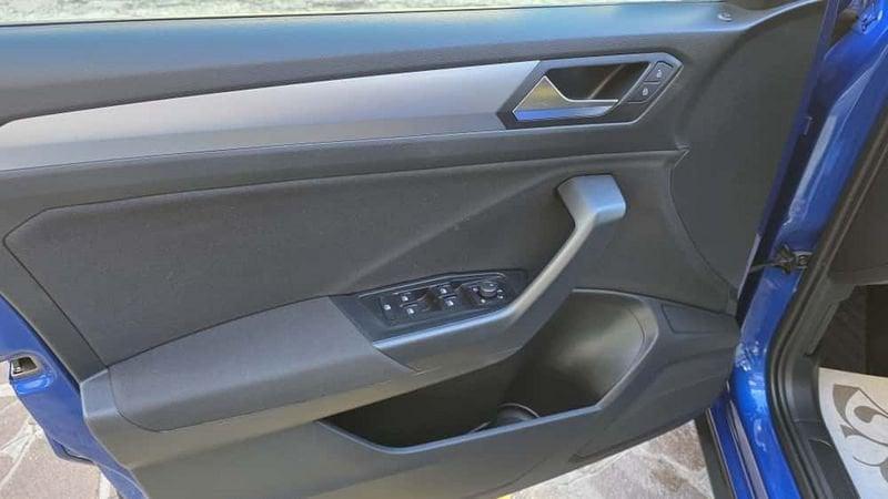 Volkswagen T-Roc T-Roc 1.5 TSI ACT Life iqLED PDC CARPLAY PRONTA CONSEGNA