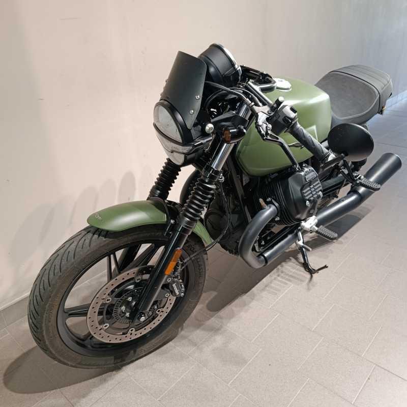 Moto Guzzi V7 Stone - 2024