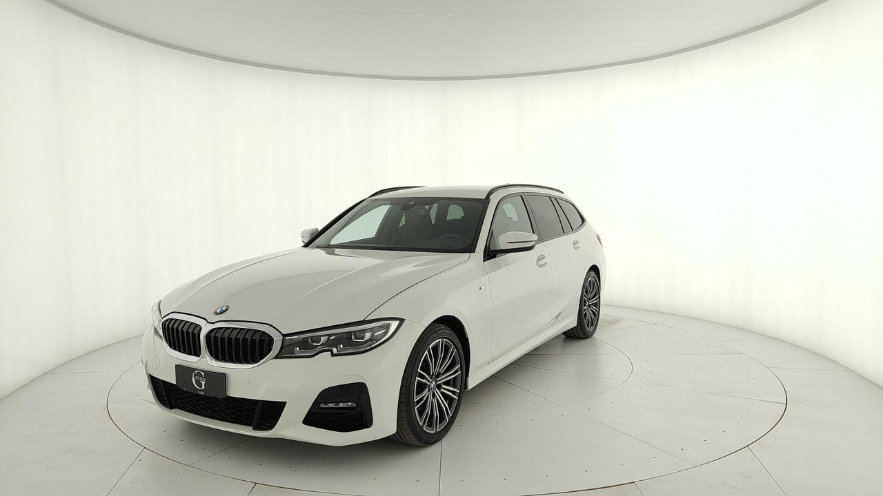BMW 320d Touring mhev 48V xdrive Msport auto