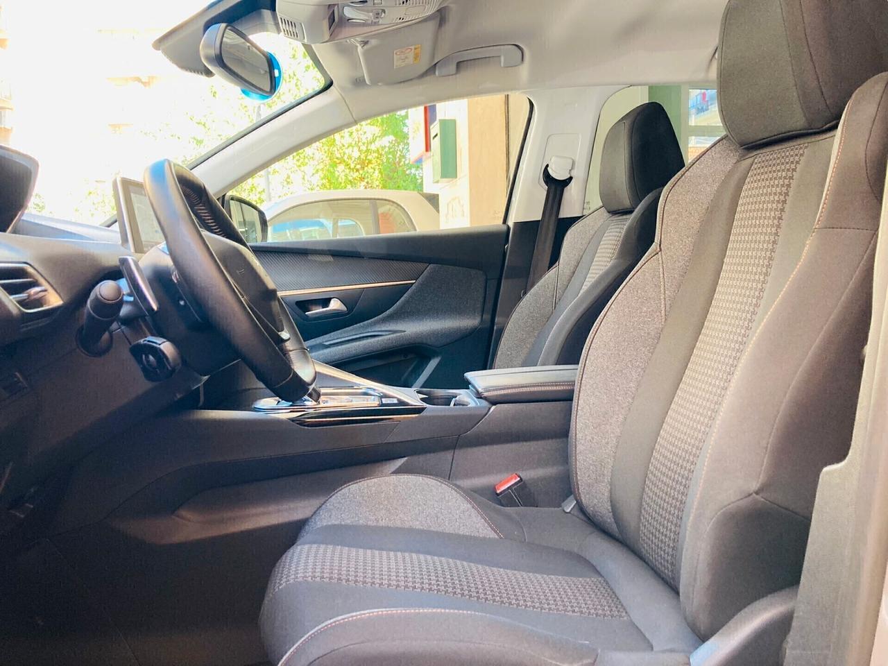 Peugeot 3008 1.5 HDI -X NEOPATENTATI- 2020