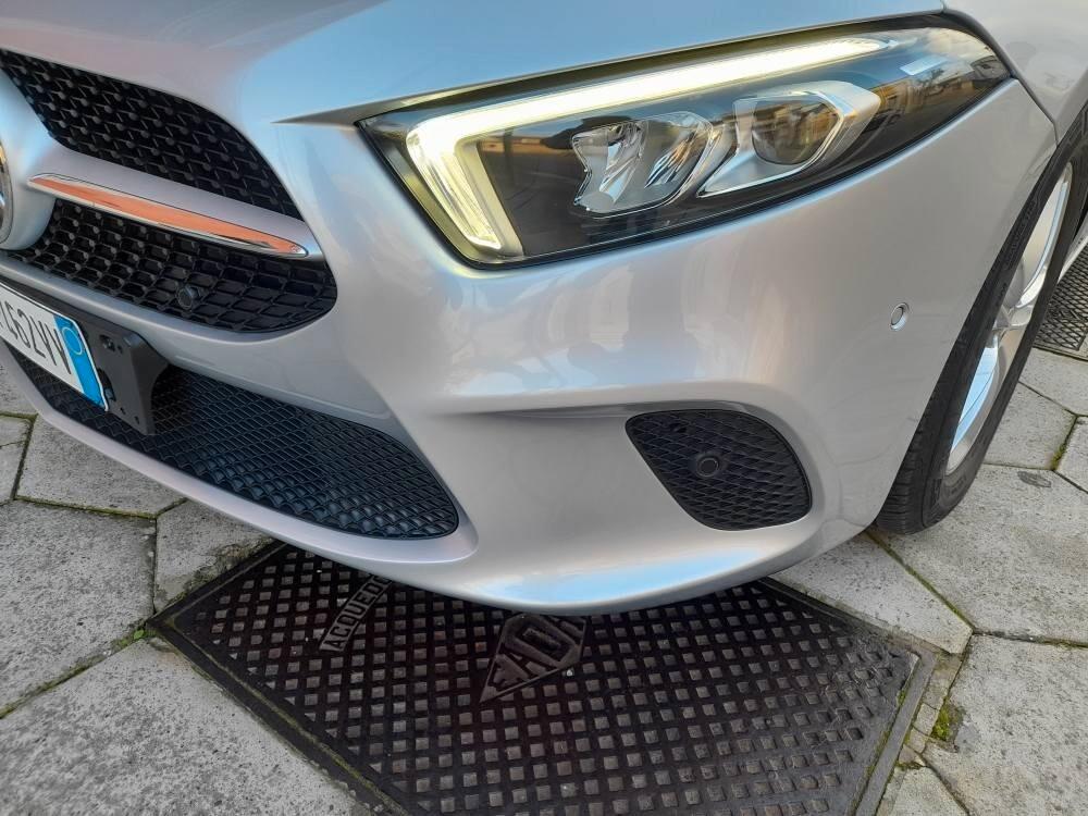 MERCEDES A 180 D BUSINESS EXTRA